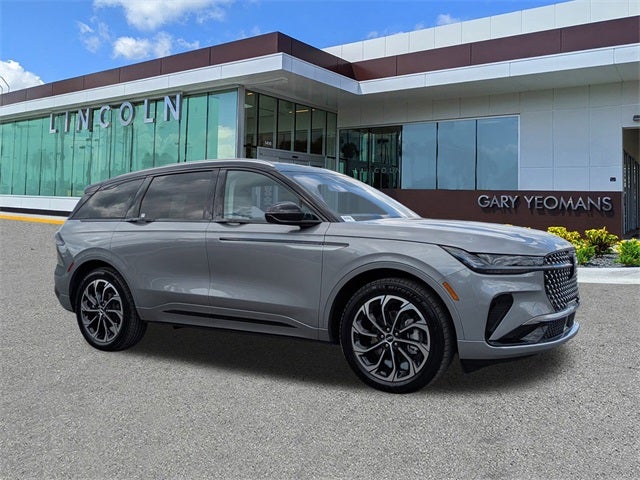 2025 Lincoln Nautilus Reserve