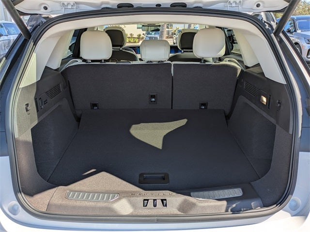 2026 Lincoln Nautilus Black Label