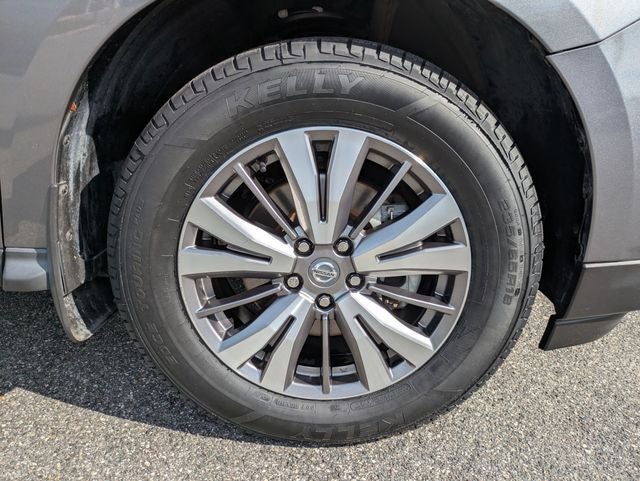 2020 Nissan Pathfinder S