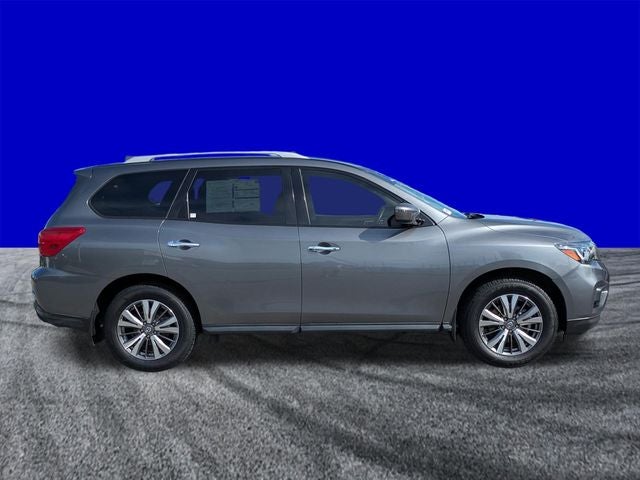 2020 Nissan Pathfinder S