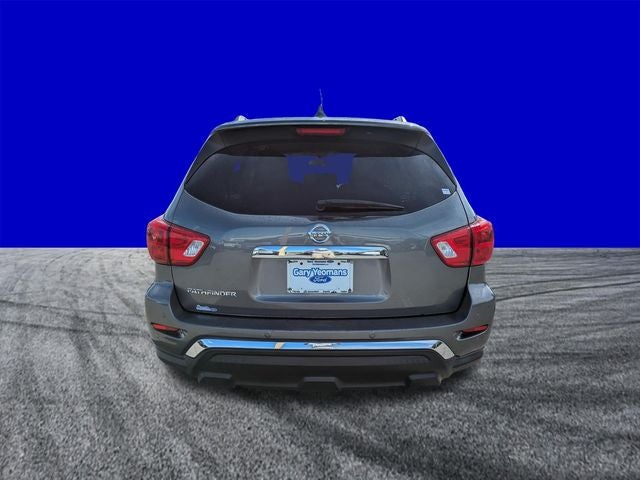 2020 Nissan Pathfinder S