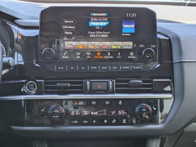 2022 Nissan Pathfinder SL