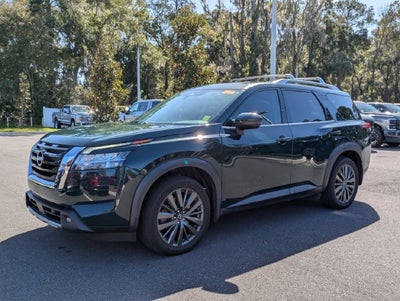 2022 Nissan Pathfinder SL