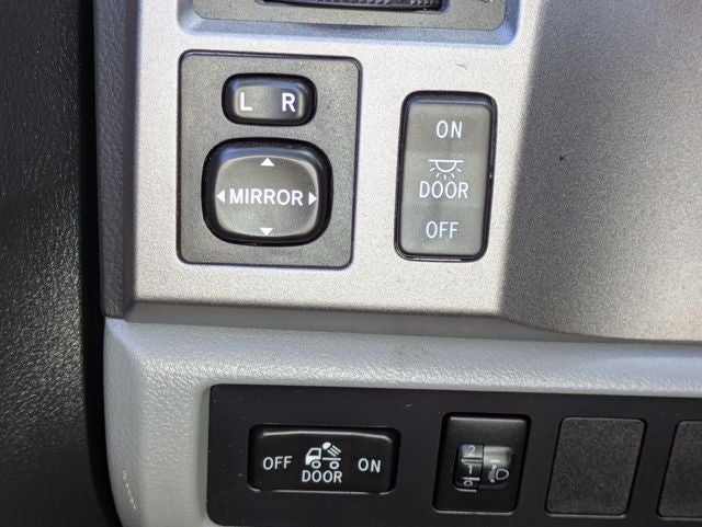 2012 Toyota Tundra Grade V6