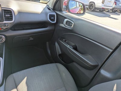 2024 Hyundai Venue SE