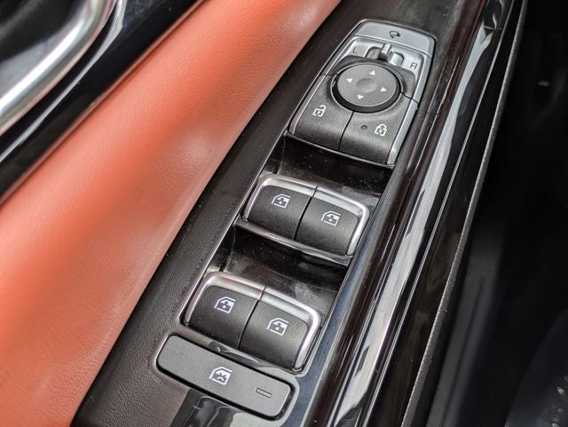 2023 Kia Carnival SX