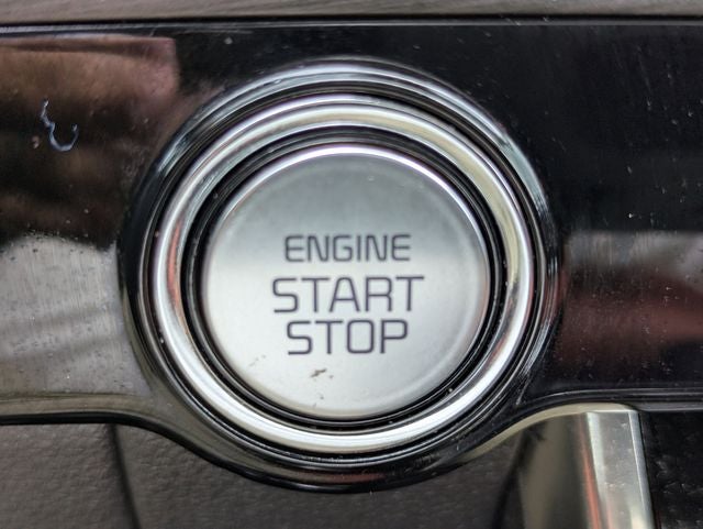 2023 Kia Carnival SX