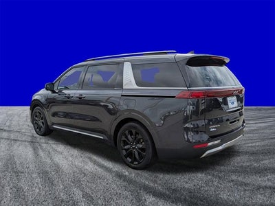 2023 Kia Carnival SX