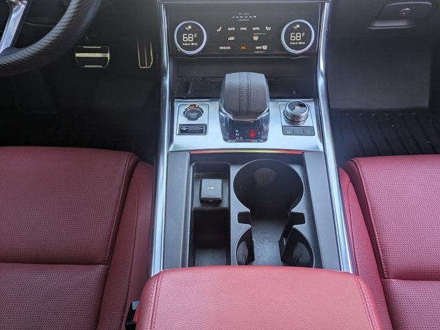 2024 Jaguar XF R-Dynamic SE