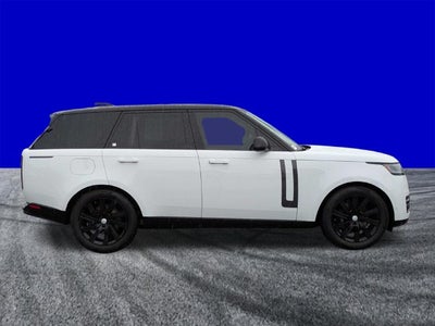 2025 Land Rover Range Rover SE