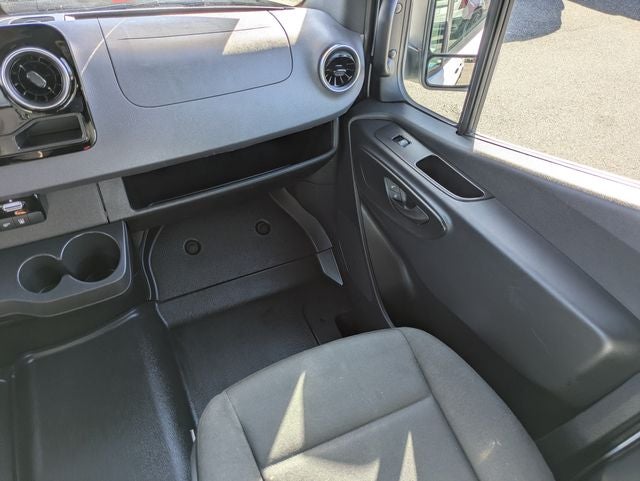 2025 Mercedes-Benz Sprinter 2500 Passenger 170 WB High Roof