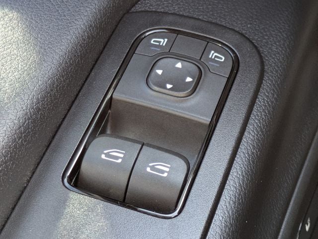 2025 Mercedes-Benz Sprinter 2500 Passenger 170 WB High Roof
