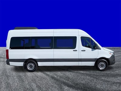 2025 Mercedes-Benz Sprinter 2500 Passenger 170 WB High Roof