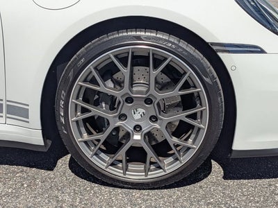 2025 Porsche 911 Carrera