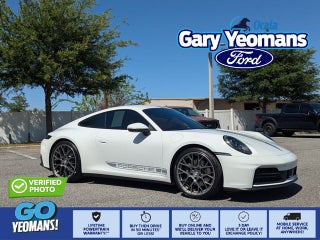 2025 Porsche 911 Carrera