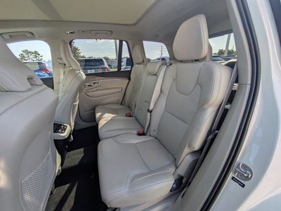 2022 Volvo XC90 T6 Inscription