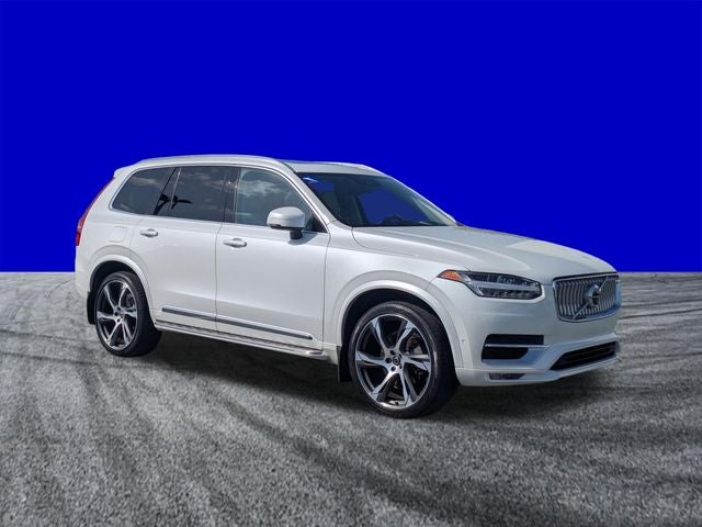 2022 Volvo XC90 T6 Inscription