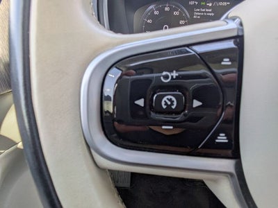 2022 Volvo XC90 T6 Inscription