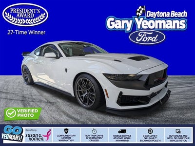 2025 Ford Mustang Dark Horse R