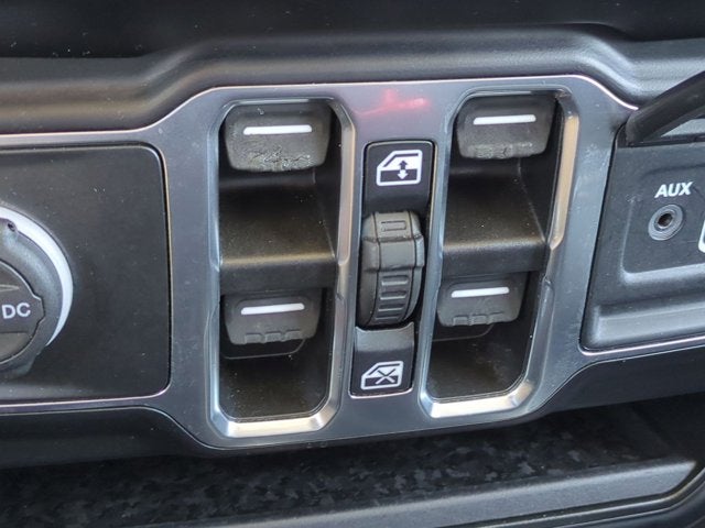 2022 Jeep Wrangler Sahara