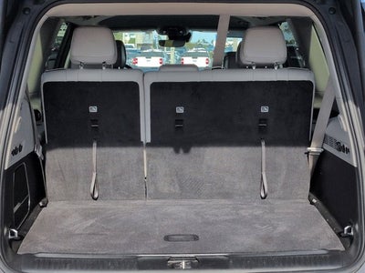 2023 Jeep Wagoneer Base