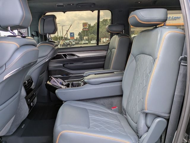2023 Jeep Grand Wagoneer Series III
