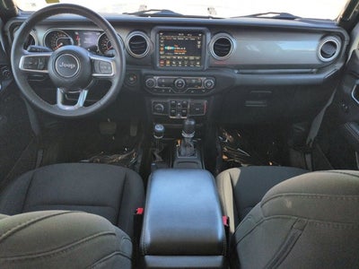 2023 Jeep Gladiator Overland