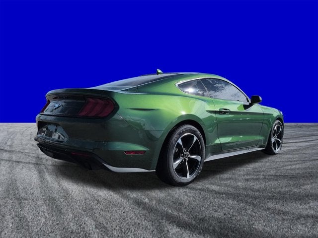 2022 Ford Mustang EcoBoost