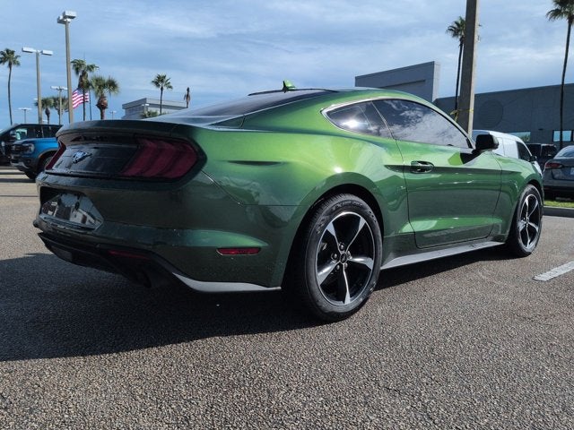2022 Ford Mustang EcoBoost