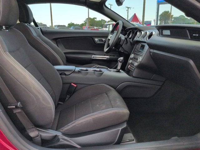 2015 Ford Mustang V6
