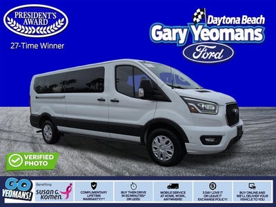 2023 Ford Transit Passenger Wagon XLT