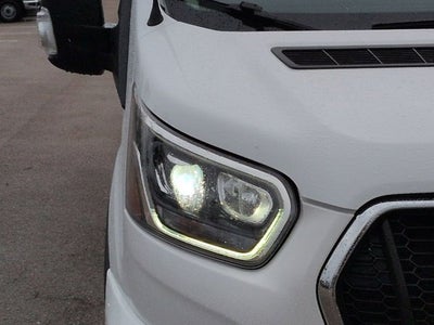 2023 Ford Transit Passenger Wagon XLT