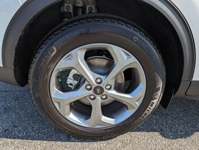 2025 Ford Escape Hybrid ST-Line