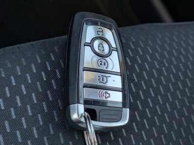 2025 Ford Escape Hybrid ST-Line