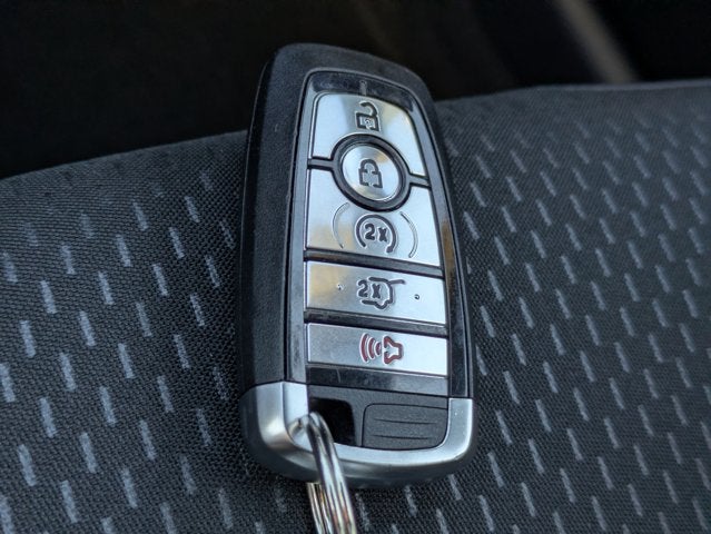 2025 Ford Escape Hybrid ST-Line