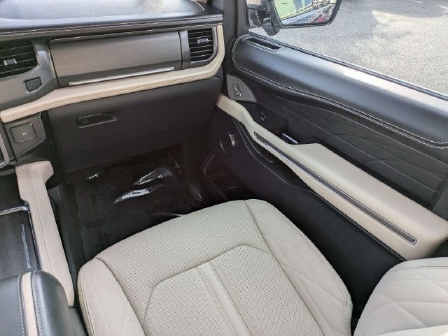 2023 Ford Expedition Max Platinum