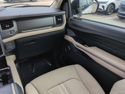 2023 Ford Expedition Platinum
