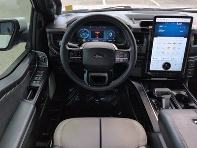 2025 Ford F-150 Lightning Platinum