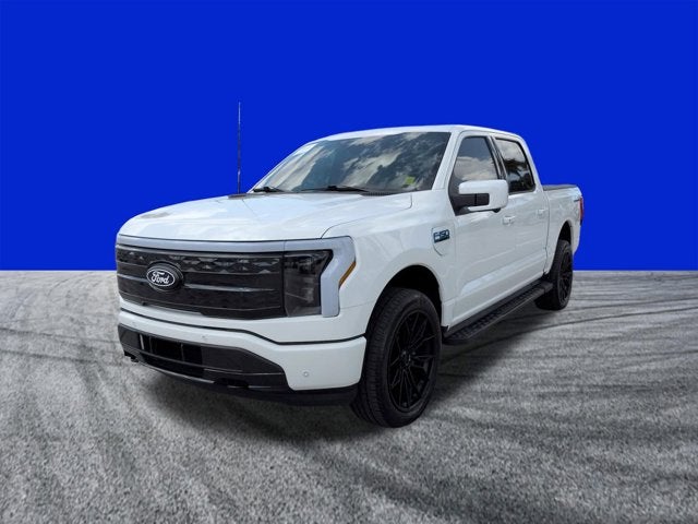 2025 Ford F-150 Lightning Platinum