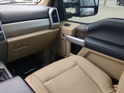 2018 Ford Super Duty F-250 Pickup Lariat