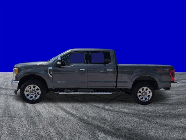 2017 Ford Super Duty F-250 SRW Lariat