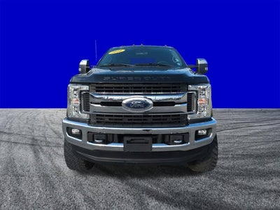 2019 Ford Super Duty F-250 Pickup XLT LIFTED