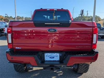 2022 Ford F-250SD Lariat BLACK WIDOW EDITION