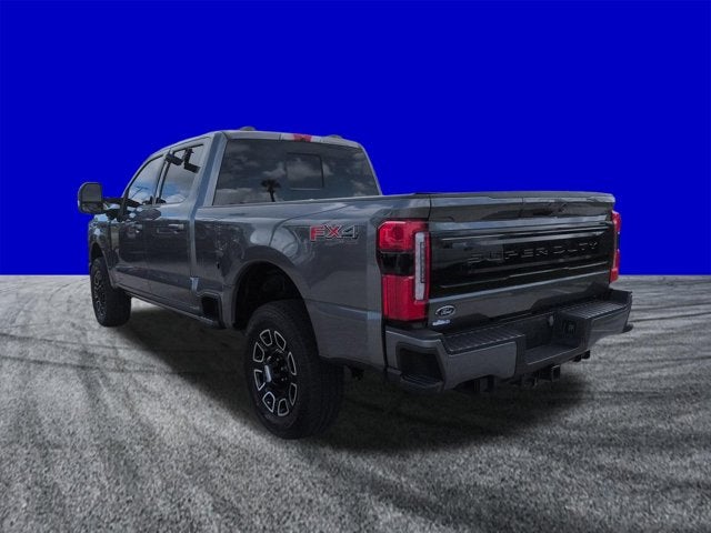 2025 Ford Super Duty F-350 SRW Pickup Platinum