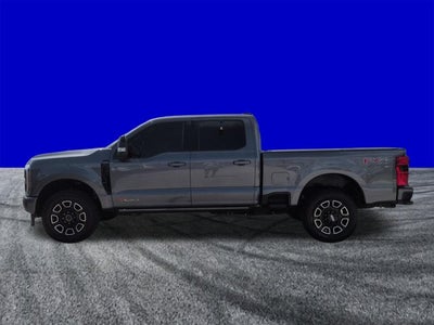 2025 Ford Super Duty F-350 SRW Pickup Platinum