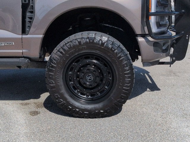 2023 Ford Super Duty F-350 SRW LARIAT