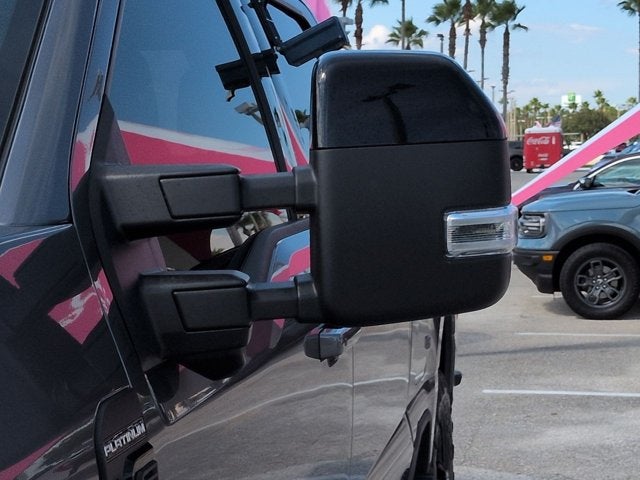 2025 Ford Super Duty F-350 SRW Platinum