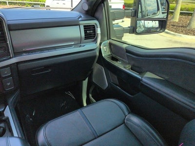 2025 Ford Super Duty F-350 SRW Platinum