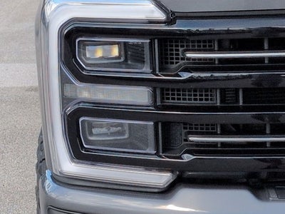 2025 Ford Super Duty F-350 SRW Platinum
