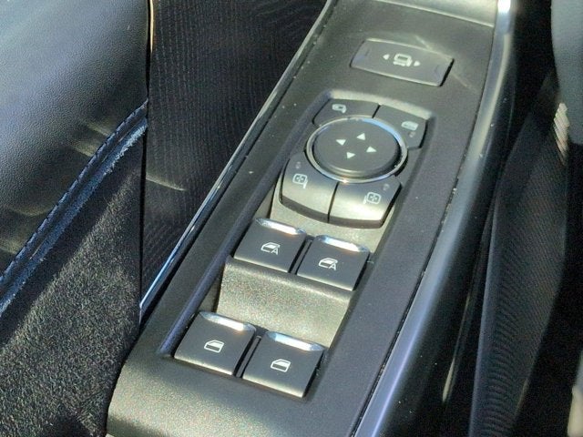 2025 Ford Super Duty F-350 SRW Platinum